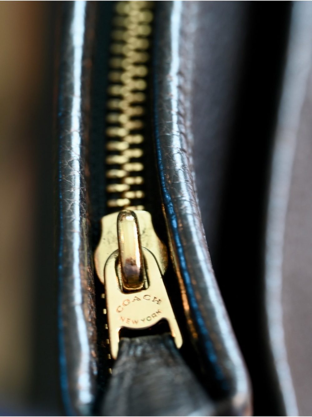 Coach F28035 Black Pebbled Leather Crossbody Bag Gold Hardware - Picture 7 of 10